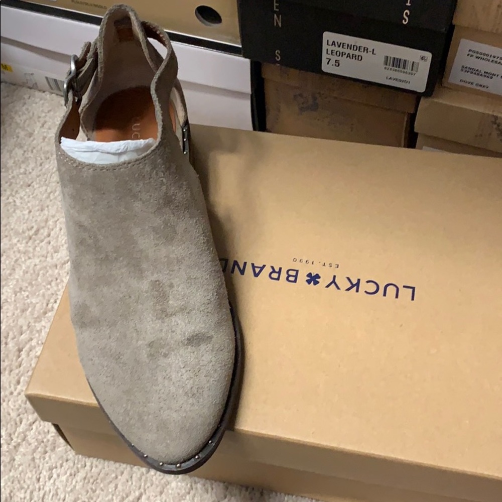 Lucky taupe low boot